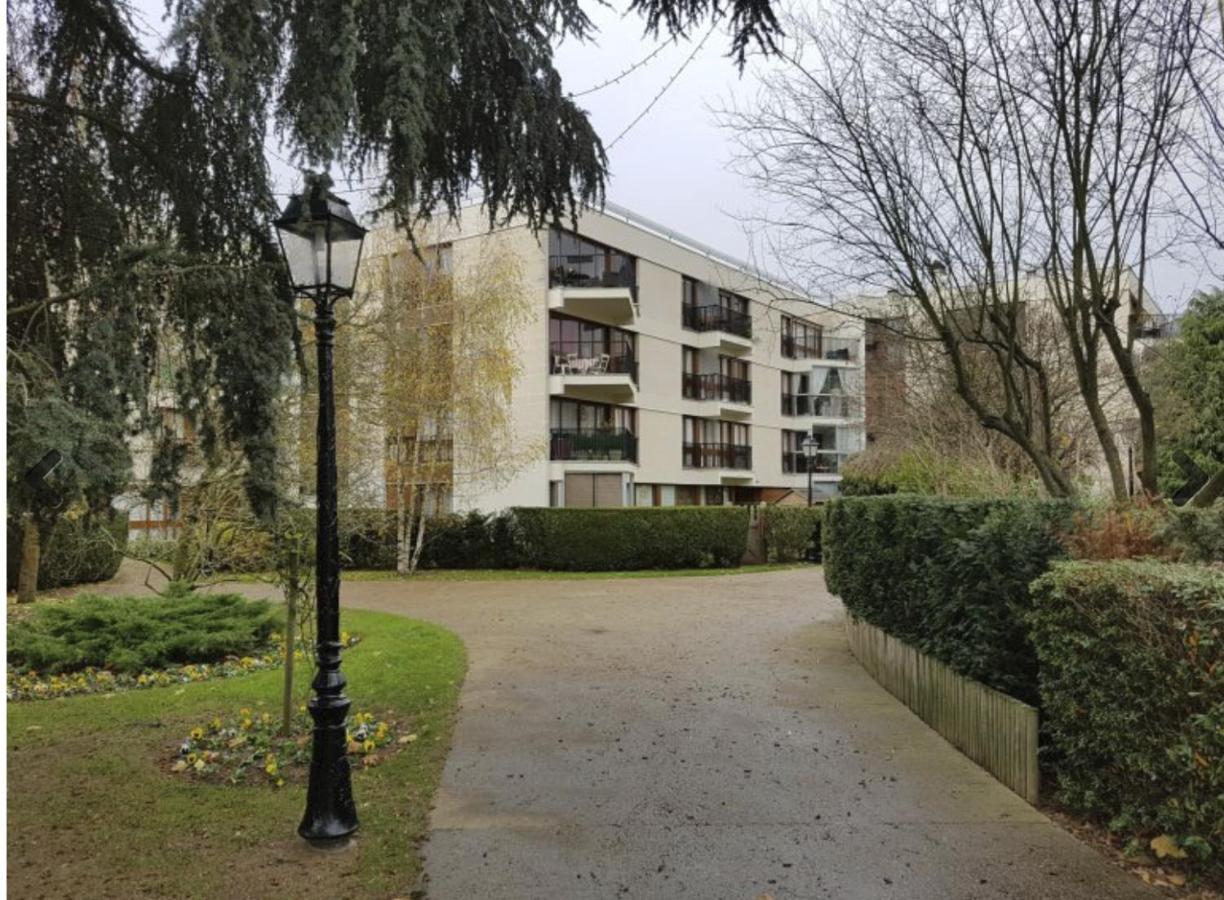 Grand Studio Proche Versailles Chateau Le Chesnay  Eksteriør billede